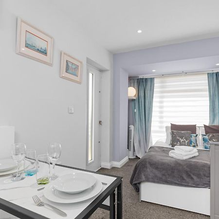 Rottingdean Boutique Studio Apartment By The Sea 브라이턴 외부 사진