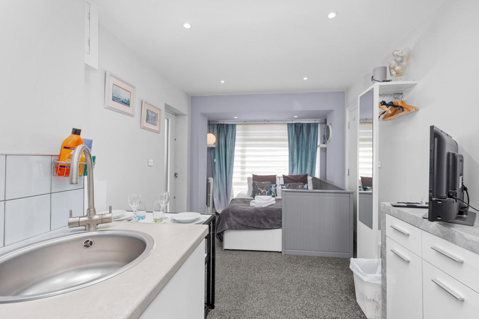 Rottingdean Boutique Studio Apartment By The Sea 브라이턴 외부 사진