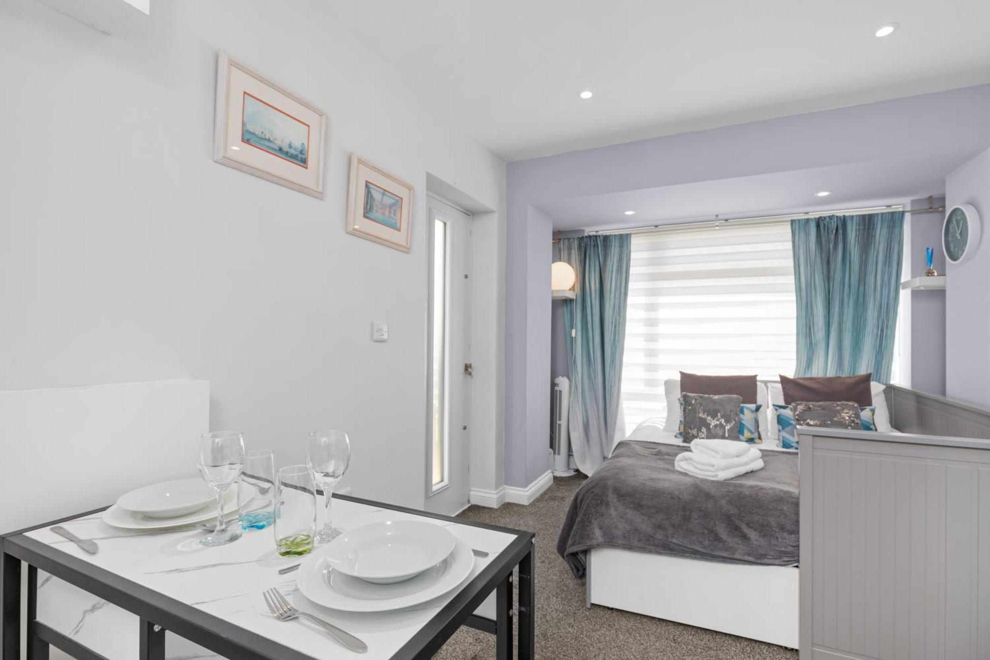 Rottingdean Boutique Studio Apartment By The Sea 브라이턴 외부 사진
